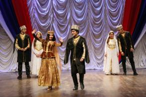 Национальные традиции Астрахани на одной сцене